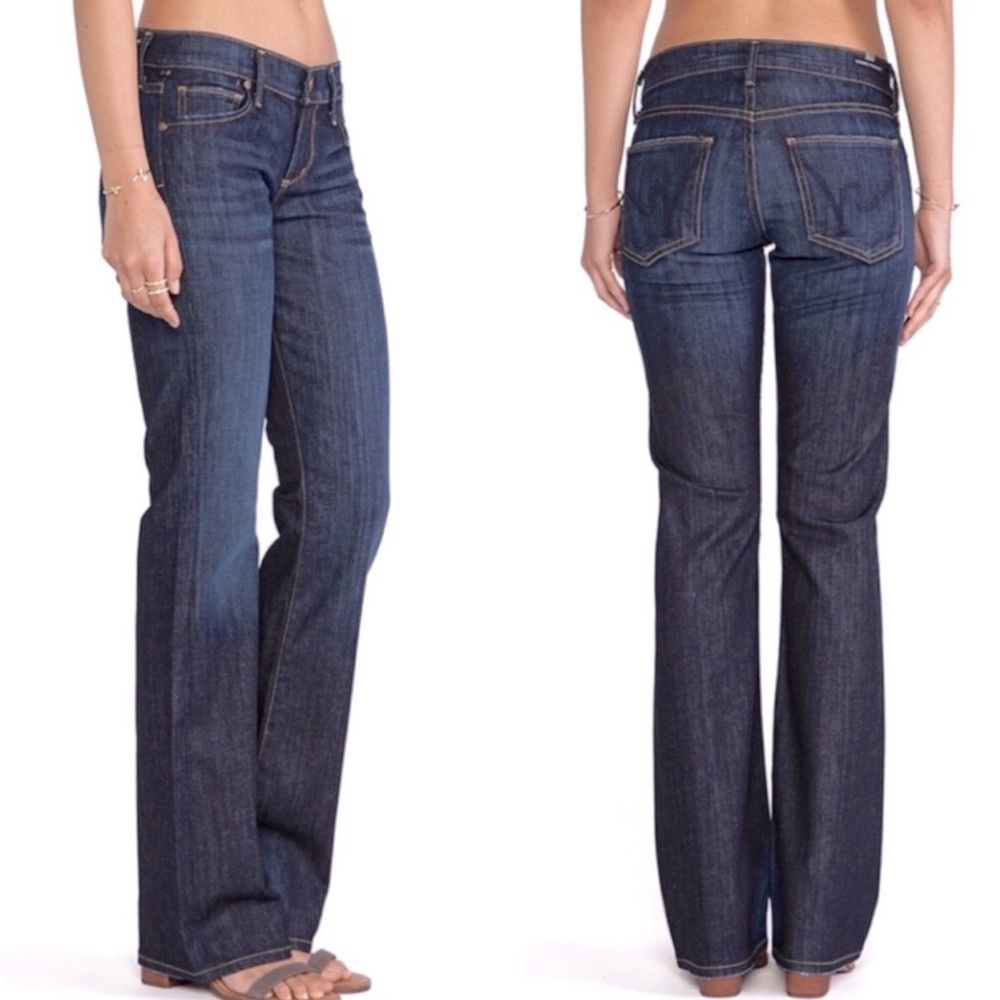 Citizens Of Humanity Petite The Dita Bootcut Leg Jeans Size 28